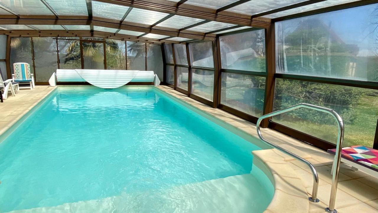 Maison De Charme Piscine Couverte Chauffee Mayrinhac-Lentour Екстер'єр фото
