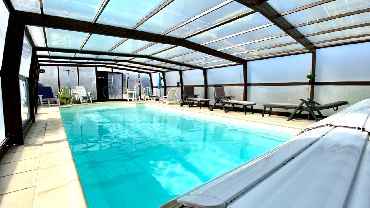 Maison De Charme Piscine Couverte Chauffee Mayrinhac-Lentour Екстер'єр фото